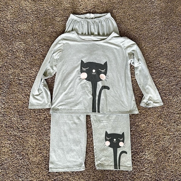Other - Women’s/juniors small long sleeve pajamas and pants set with cats